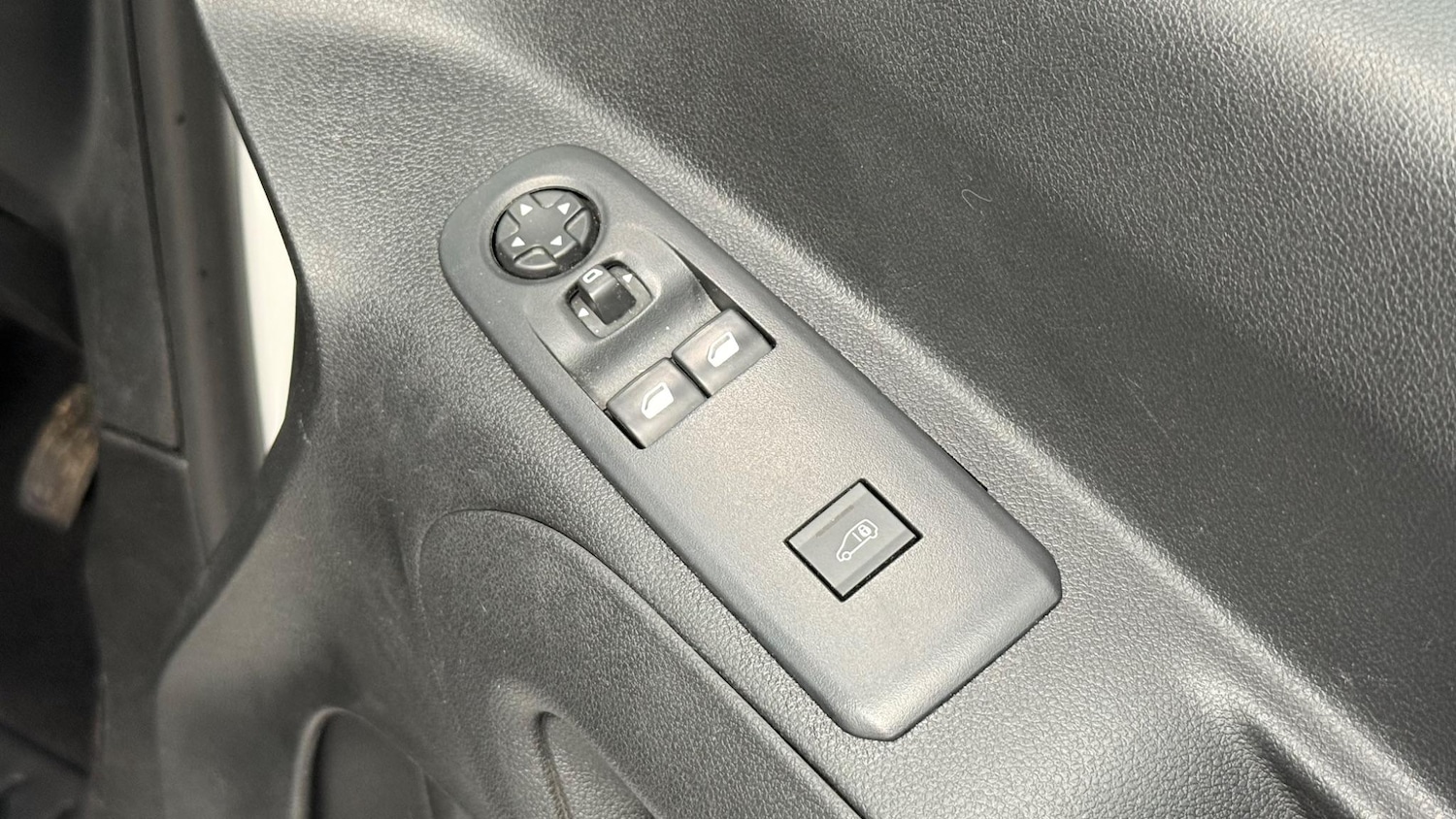 Used Vauxhall Combo 2022 for sale - 76992738: Photo 24