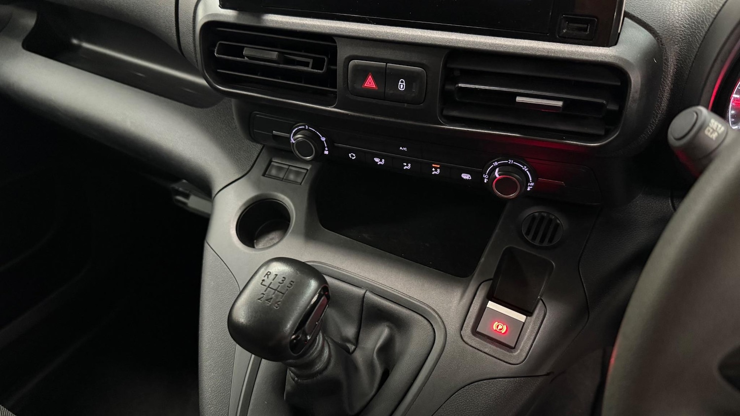 Used Vauxhall Combo 2022 for sale - 76992738: Photo 36