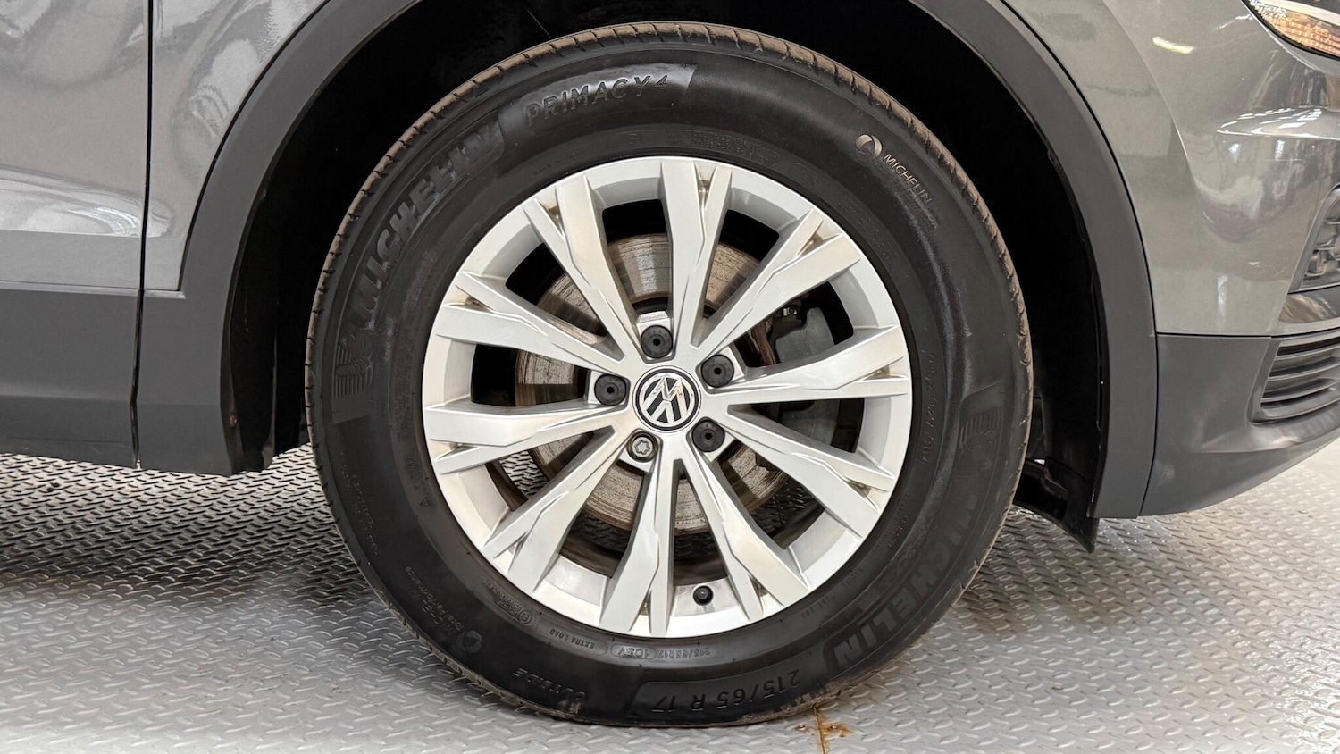 Used Volkswagen Tiguan for sale - 78100009: Photo 3