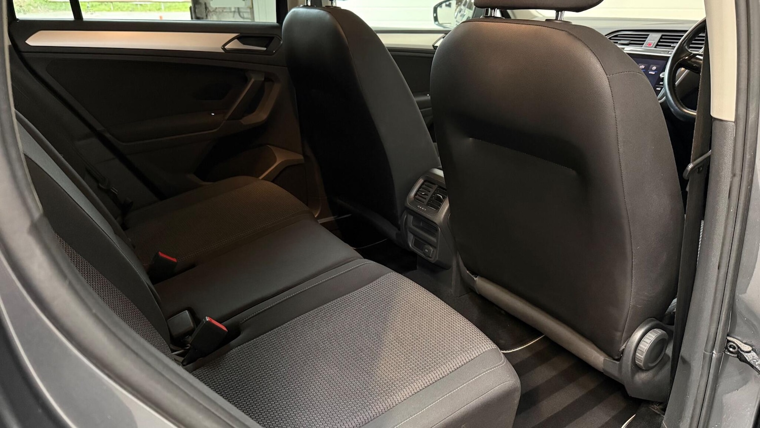 Used Volkswagen Tiguan for sale - 78100009: Photo 37