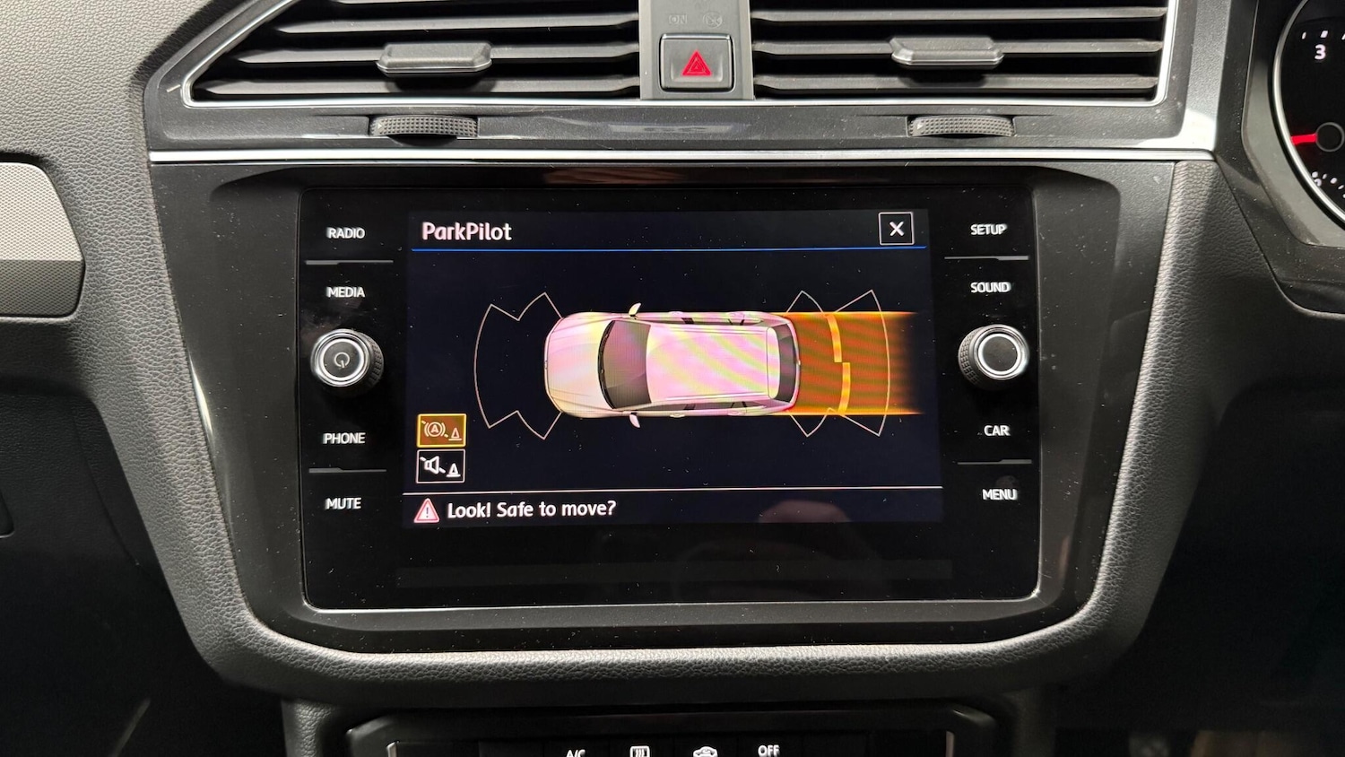 Used Volkswagen Tiguan for sale - 78100009: Photo 50