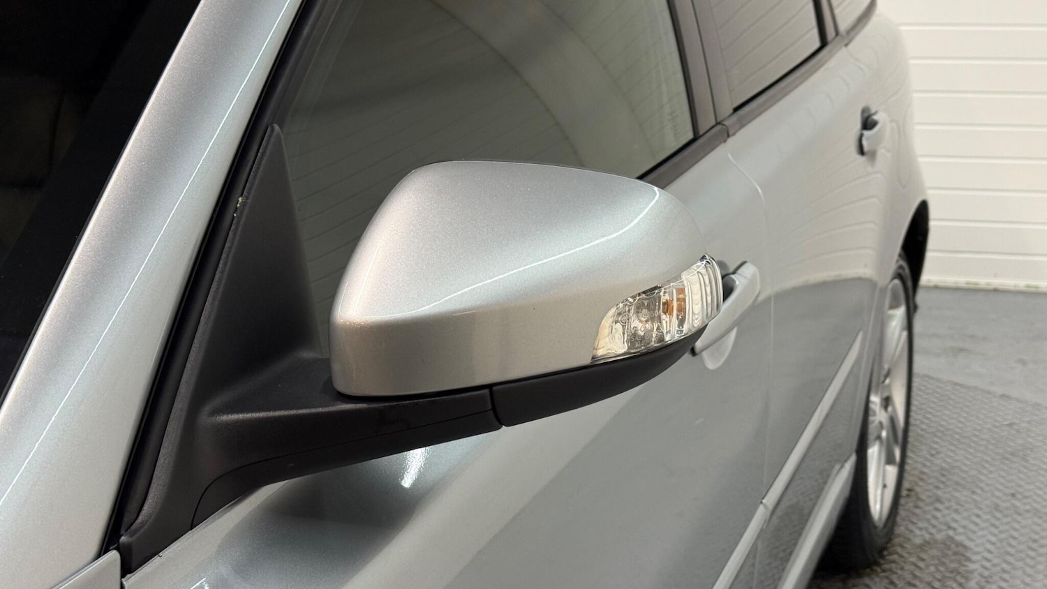 Used Volvo V50 2012 for sale - 77612246: Photo 17