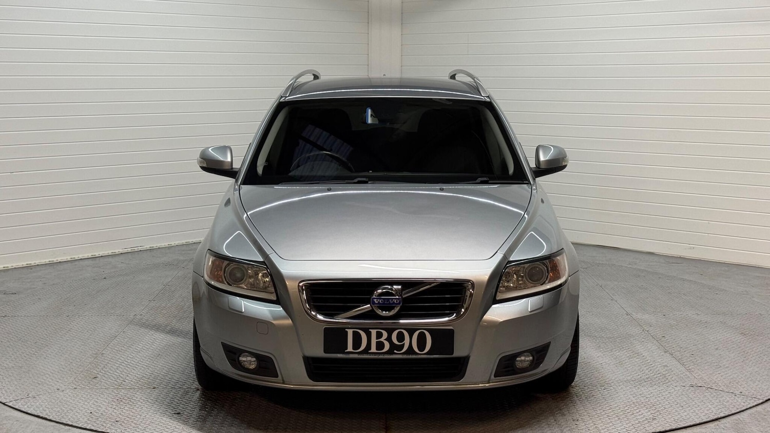 Used Volvo V50 2012 for sale - 77612246: Photo 5