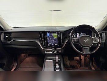 Used Volvo XC60 2021 for sale - 76592505: Photo