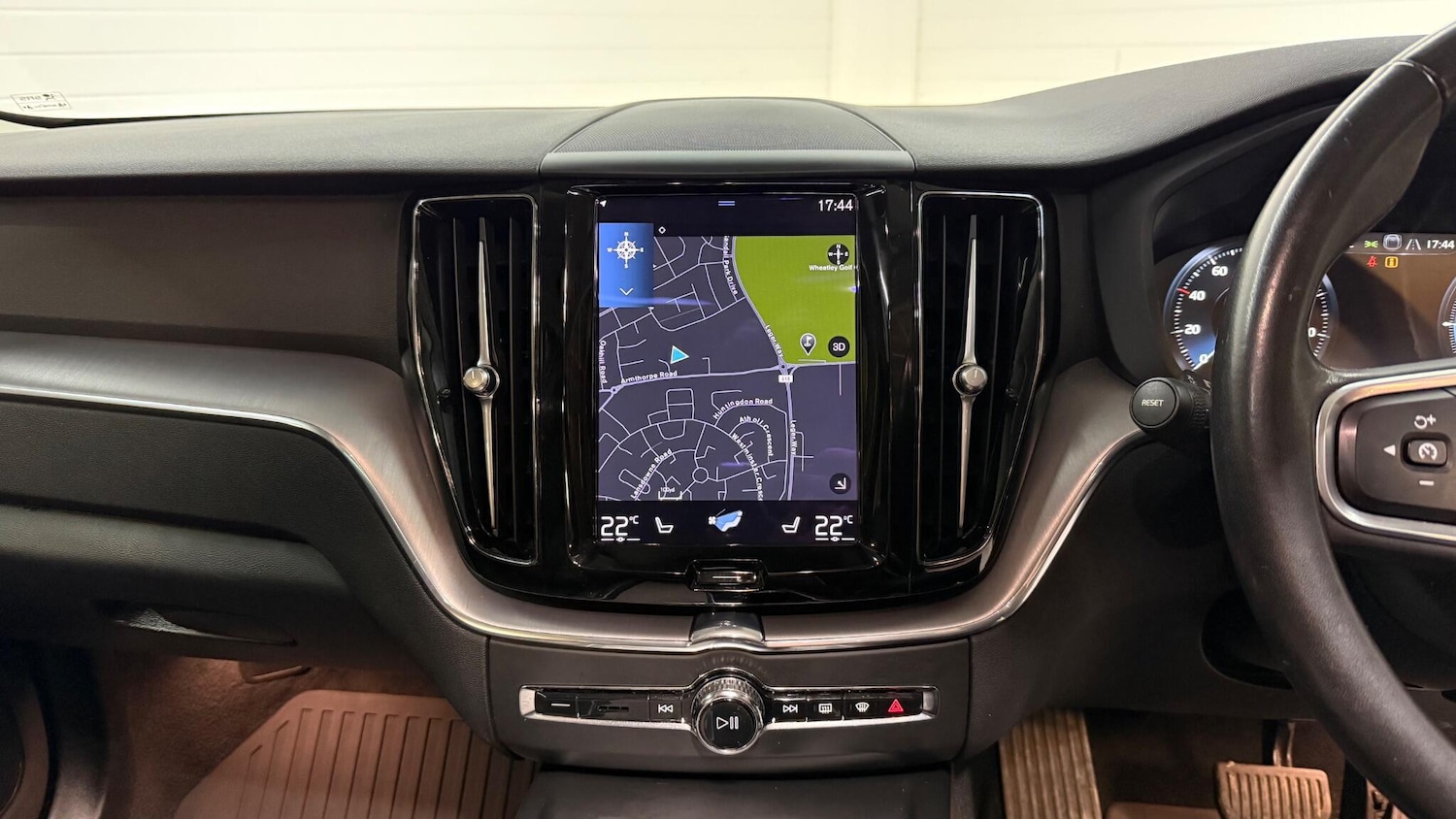 Used Volvo XC60 2021 for sale - 76592505: Photo 35