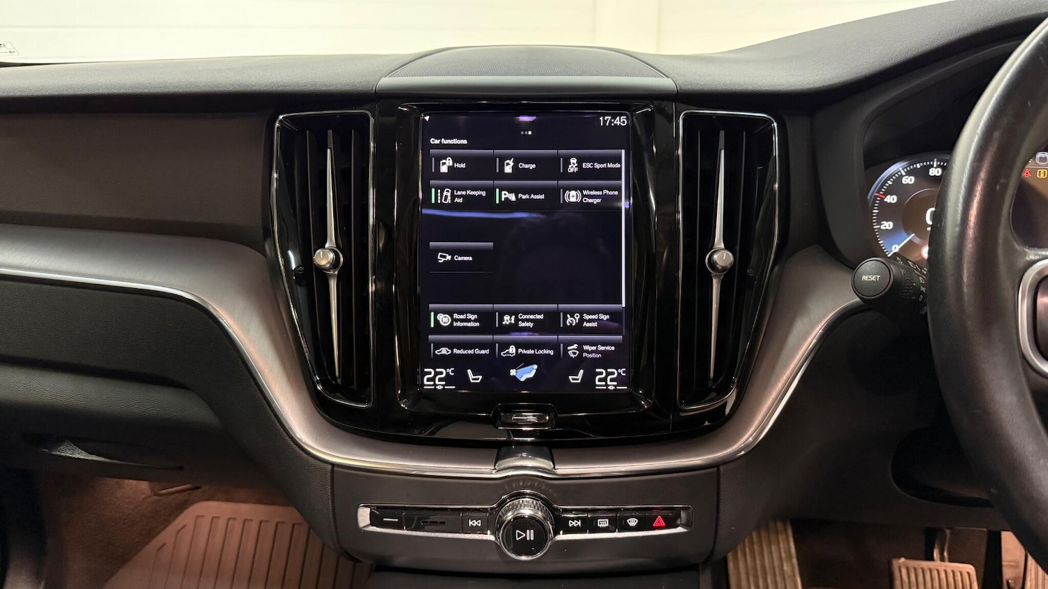 Used Volvo XC60 2021 for sale - 76592505: Photo 38