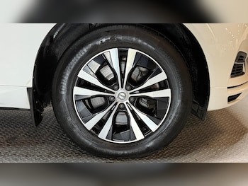 Used Volvo XC60 2021 for sale - 76592505: Photo