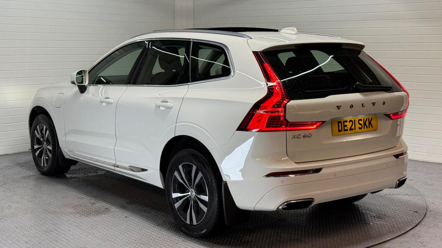Used Volvo XC60 2021 for sale - 76592505: Photo 4