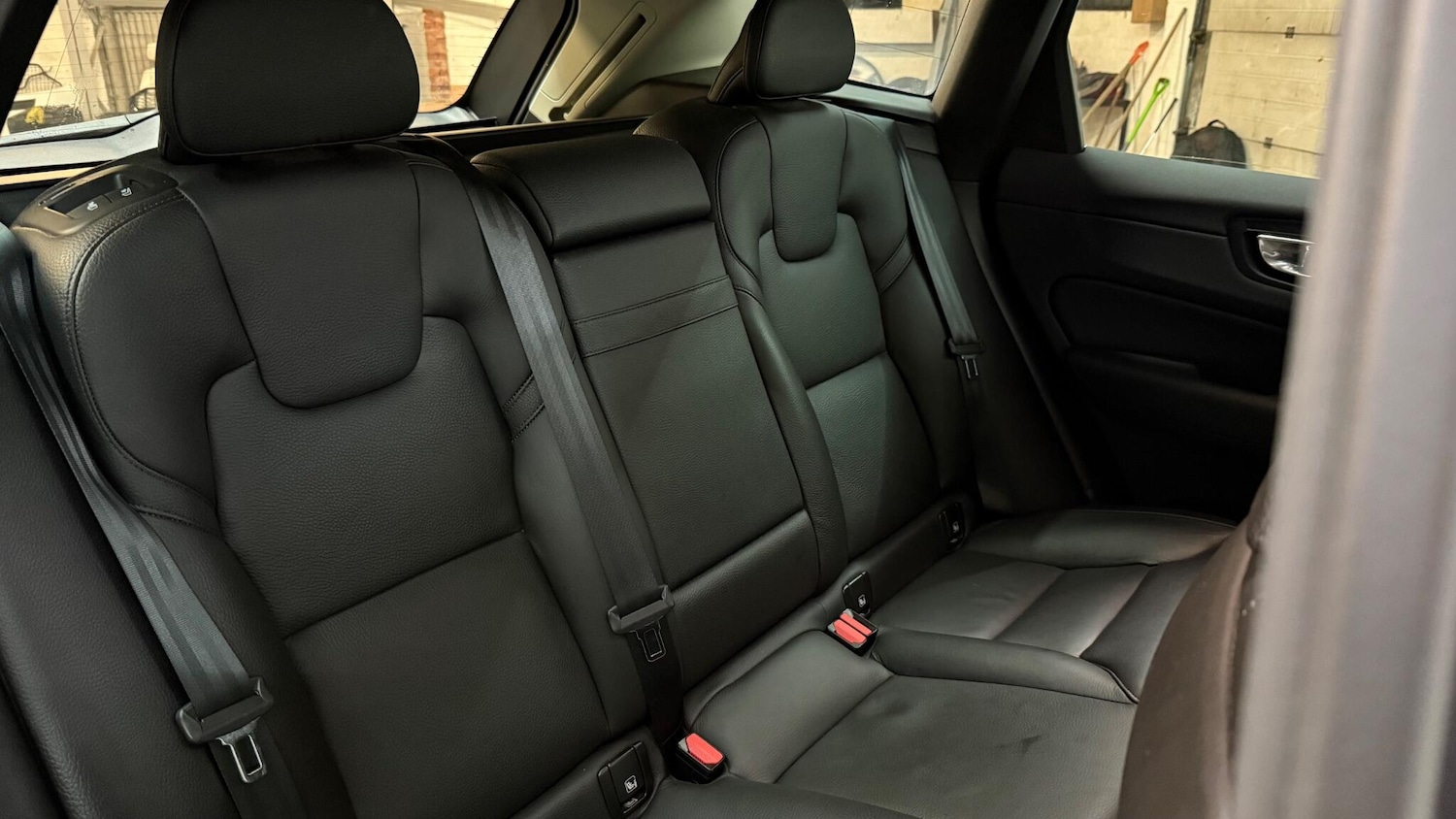 Used Volvo XC60 2021 for sale - 76592505: Photo 46