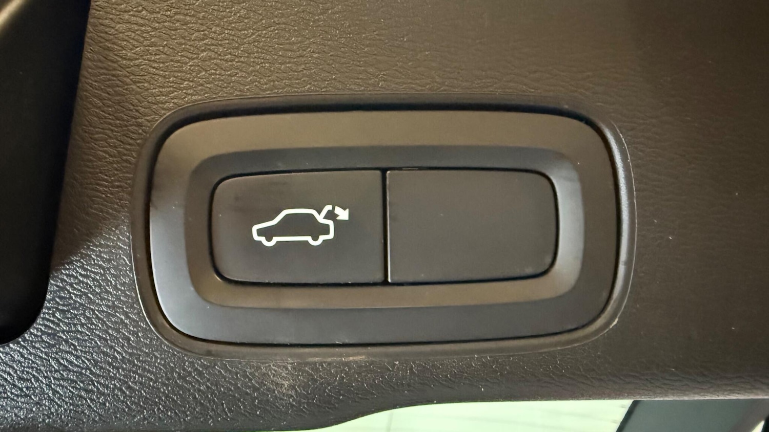 Used Volvo XC60 2021 for sale - 76592505: Photo 50