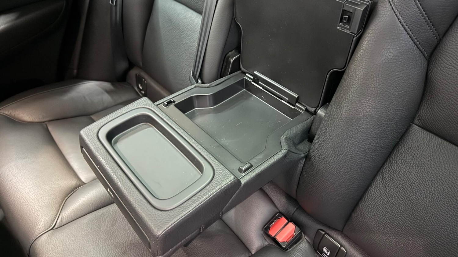 Used Volvo XC60 2021 for sale - 76592505: Photo 57