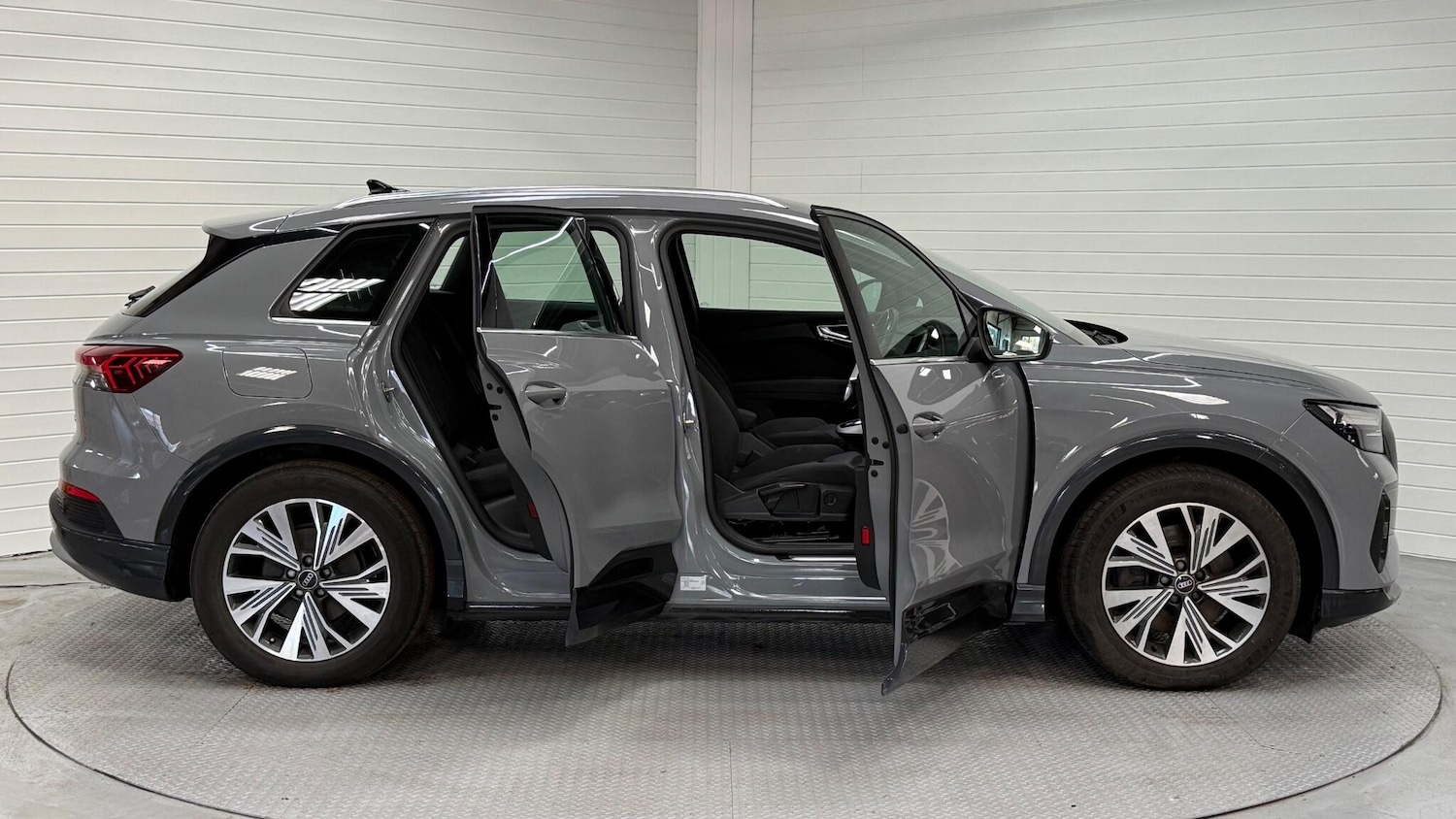 Used Audi Q4 e-tron 2021 for sale - 77468630: Photo 12