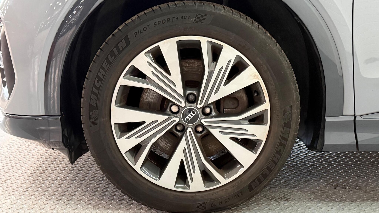 Used Audi Q4 e-tron 2021 for sale - 77468630: Photo 3