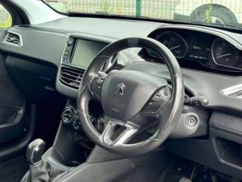 Used Peugeot 208 2017 for sale - 75111534: Photo