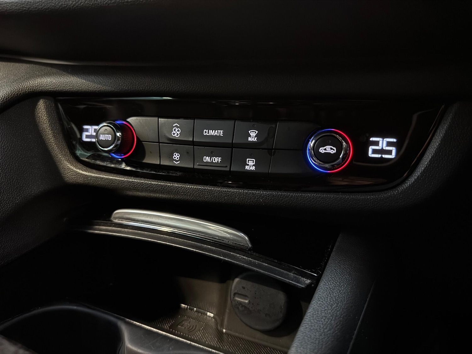 Used Vauxhall Insignia 2017 for sale - 76501225: Photo 22