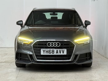 Used Audi A3 2018 for sale - 76361682: Photo