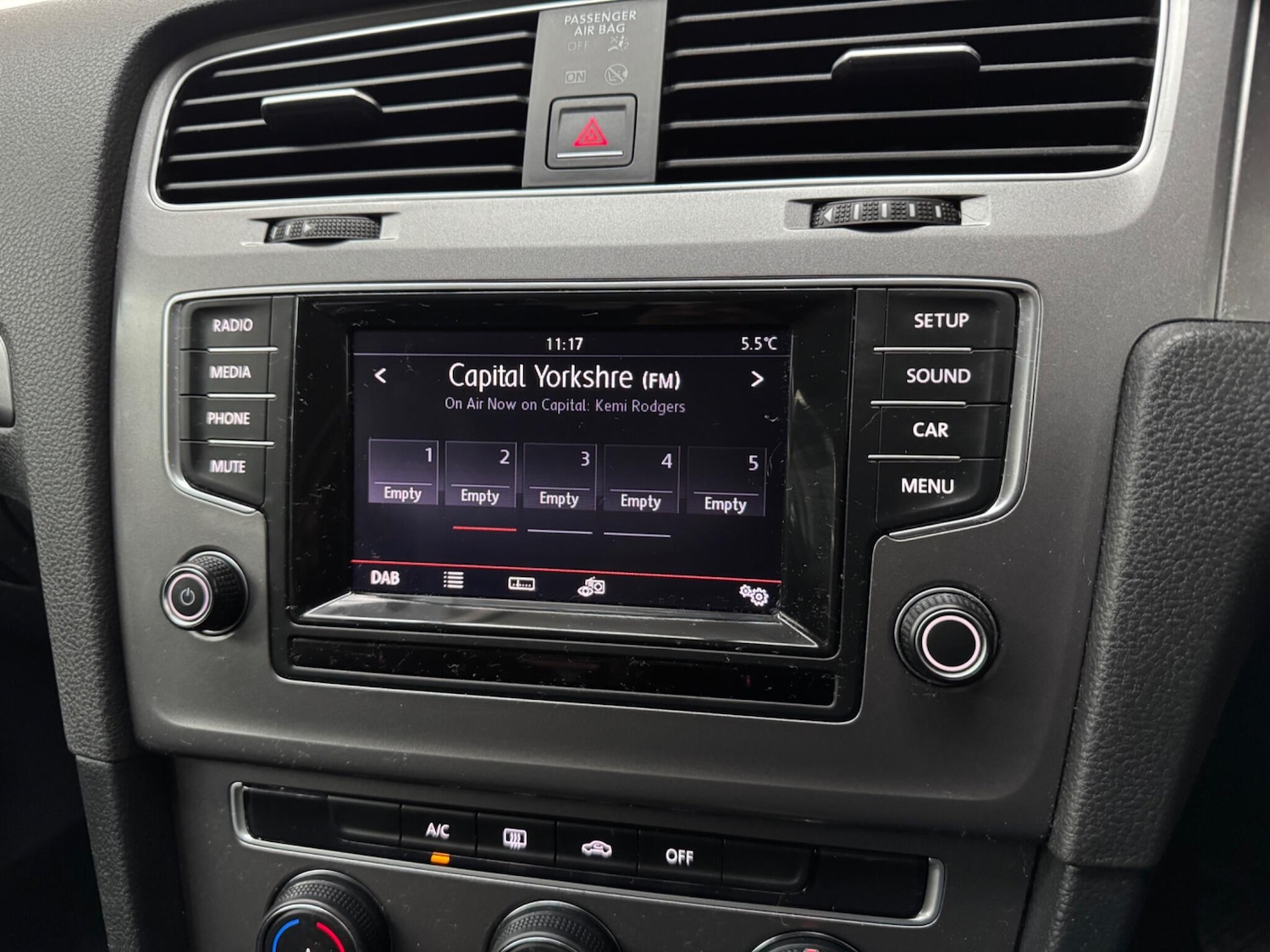 Used Volkswagen Golf 2014 for sale - 77539971: Photo 12