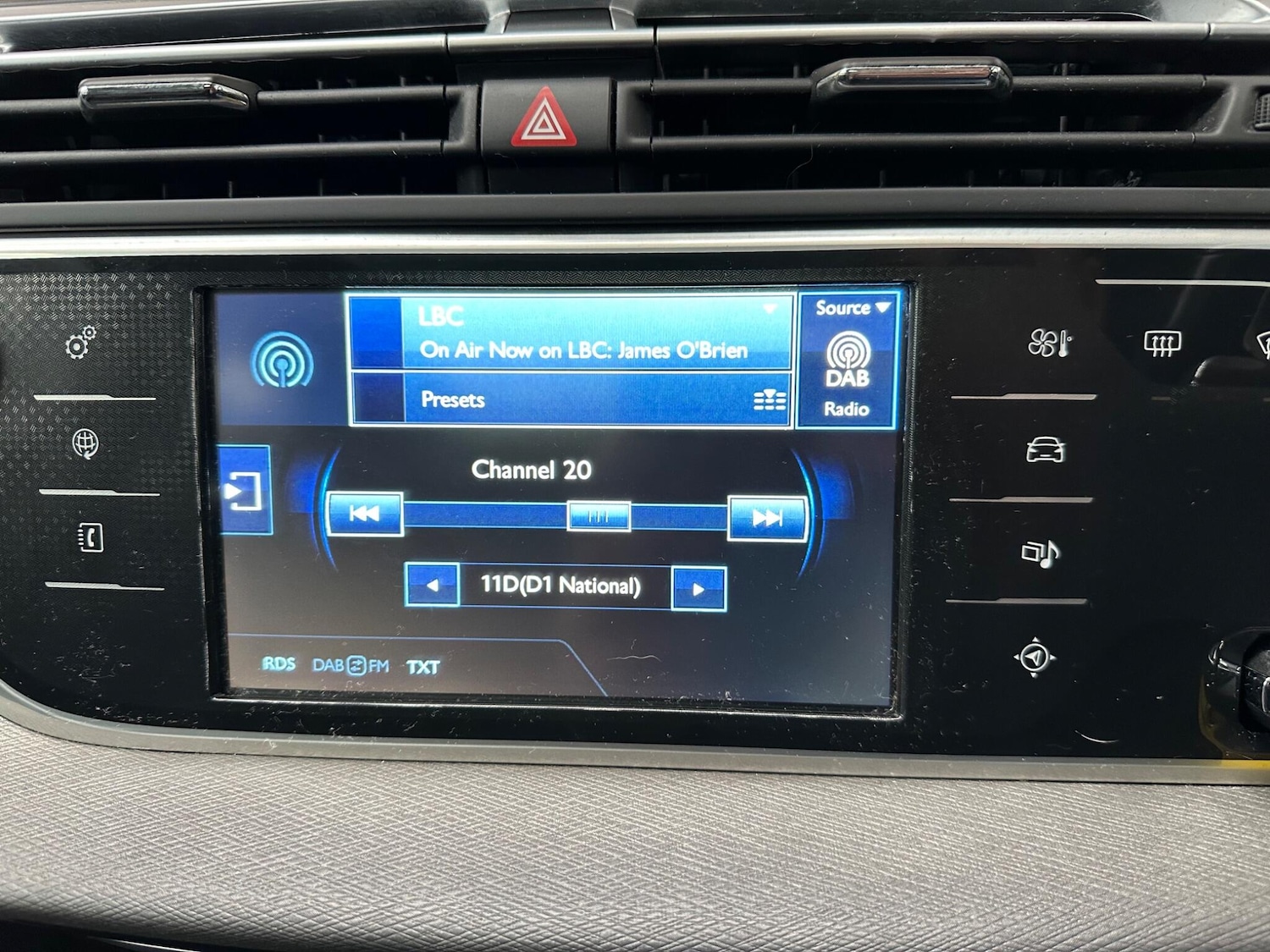 Used Citroen Grand C4 Picasso 2015 for sale - 77539956: Photo 19