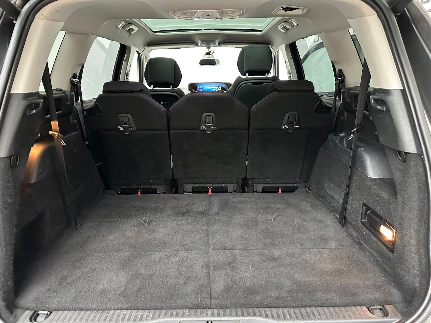 Used Citroen Grand C4 Picasso 2015 for sale - 77539956: Photo 26