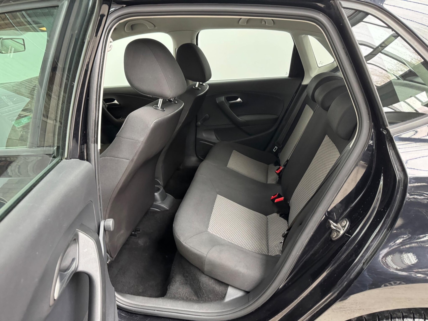 Used Volkswagen Polo 2013 for sale - 77795187: Photo 11