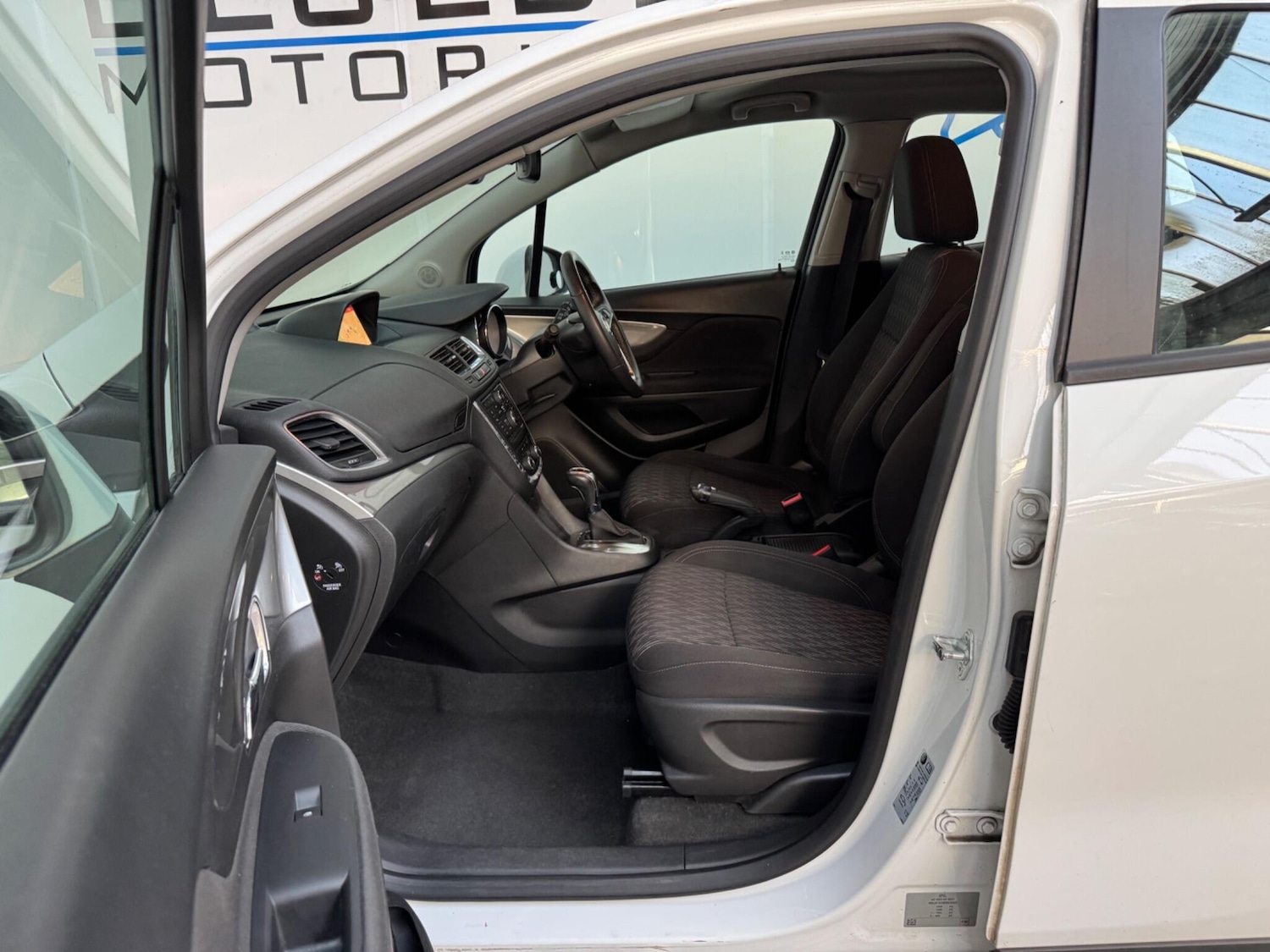 Used Vauxhall Mokka 2015 for sale - 77983078: Photo 8