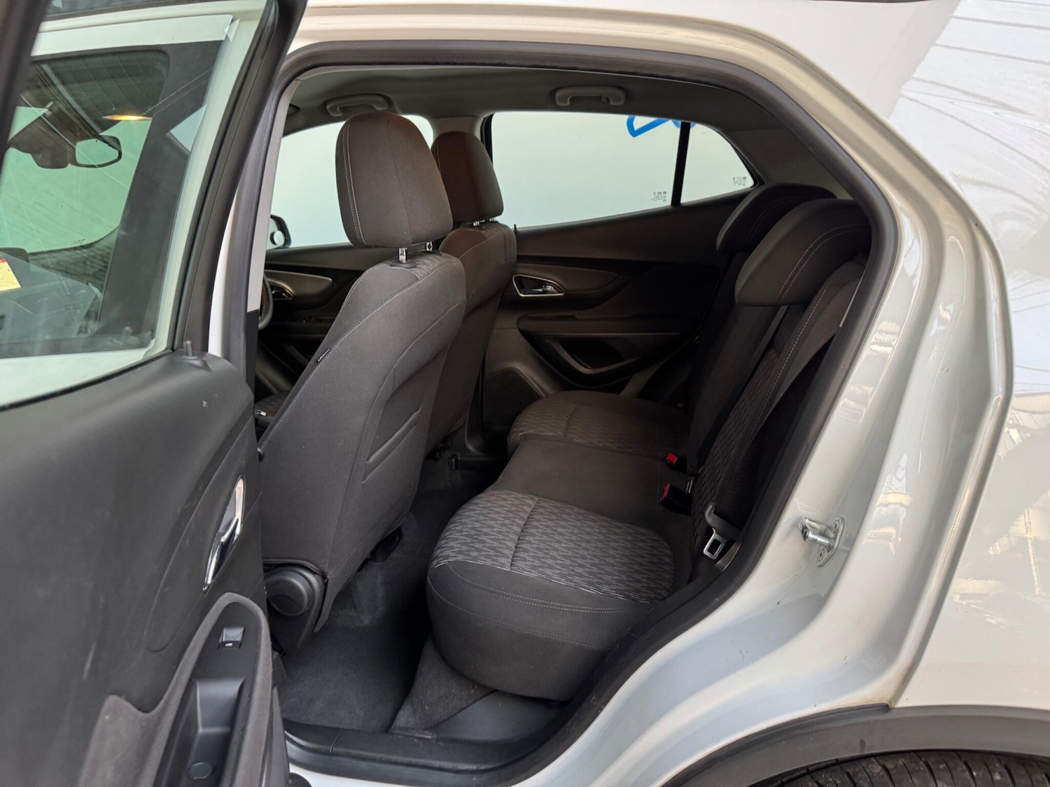 Used Vauxhall Mokka 2015 for sale - 77983078: Photo 9