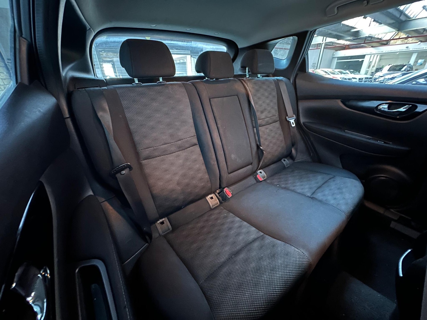 Used Nissan Qashqai 2015 for sale - 77232323: Photo 11