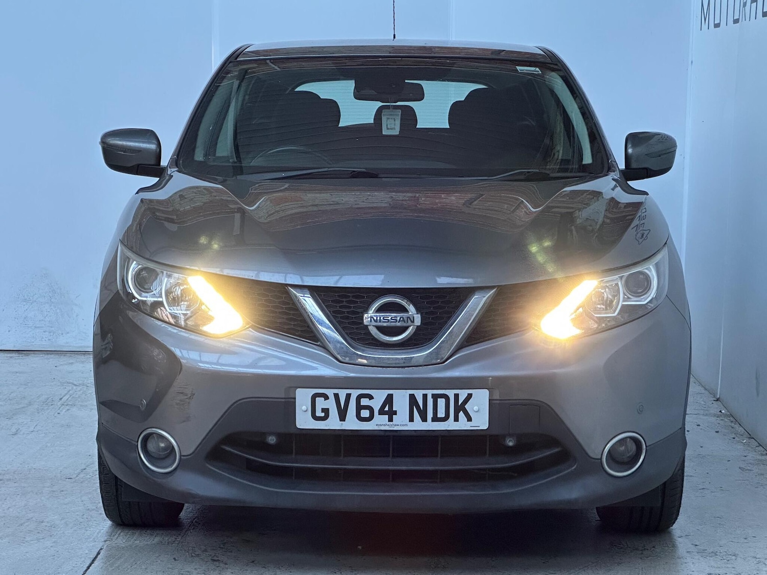 Used Nissan Qashqai 2015 for sale - 77232323: Photo 2