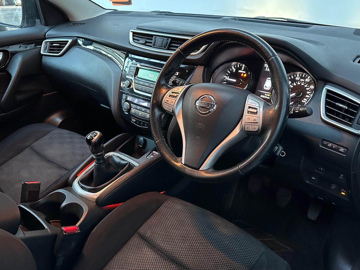 Used Nissan Qashqai 2015 for sale - 77232323: Photo 4