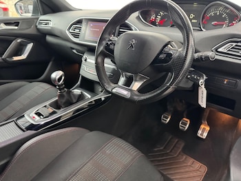 Used Peugeot 308 2018 for sale - 78579980: Photo