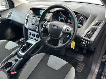 Used Ford Focus 2014 for sale - 78410363: Photo