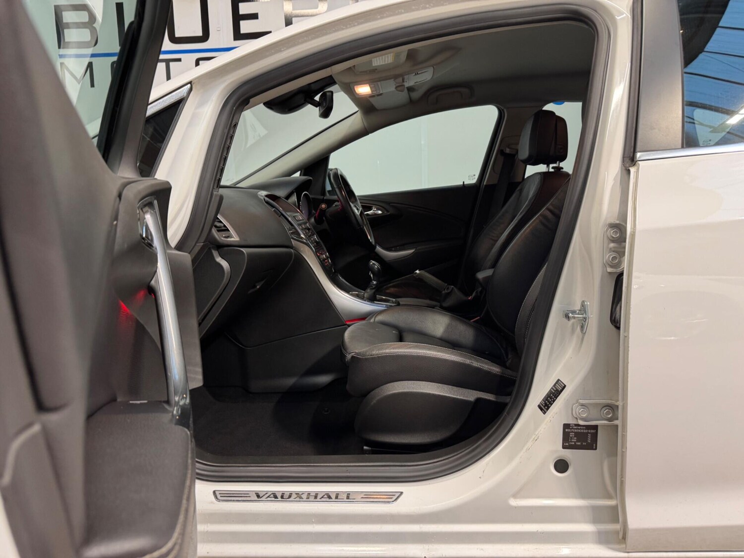 Used Vauxhall Astra 2013 for sale - 77413999: Photo 11