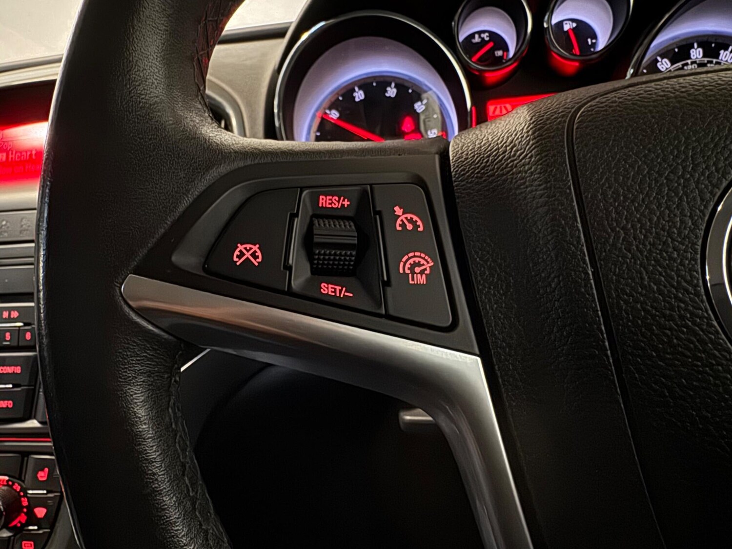 Used Vauxhall Astra 2013 for sale - 77413999: Photo 20