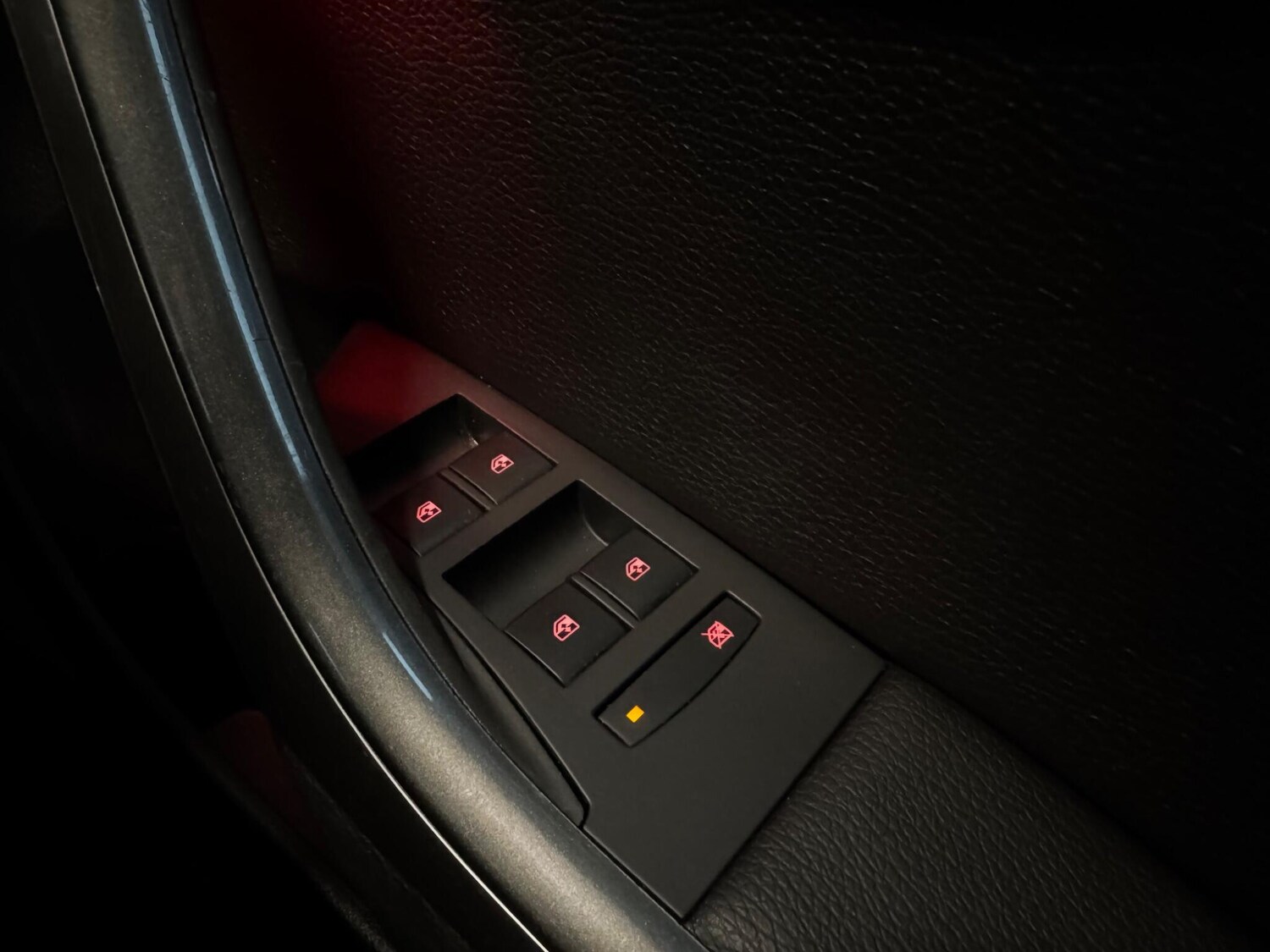 Used Vauxhall Astra 2013 for sale - 77413999: Photo 23