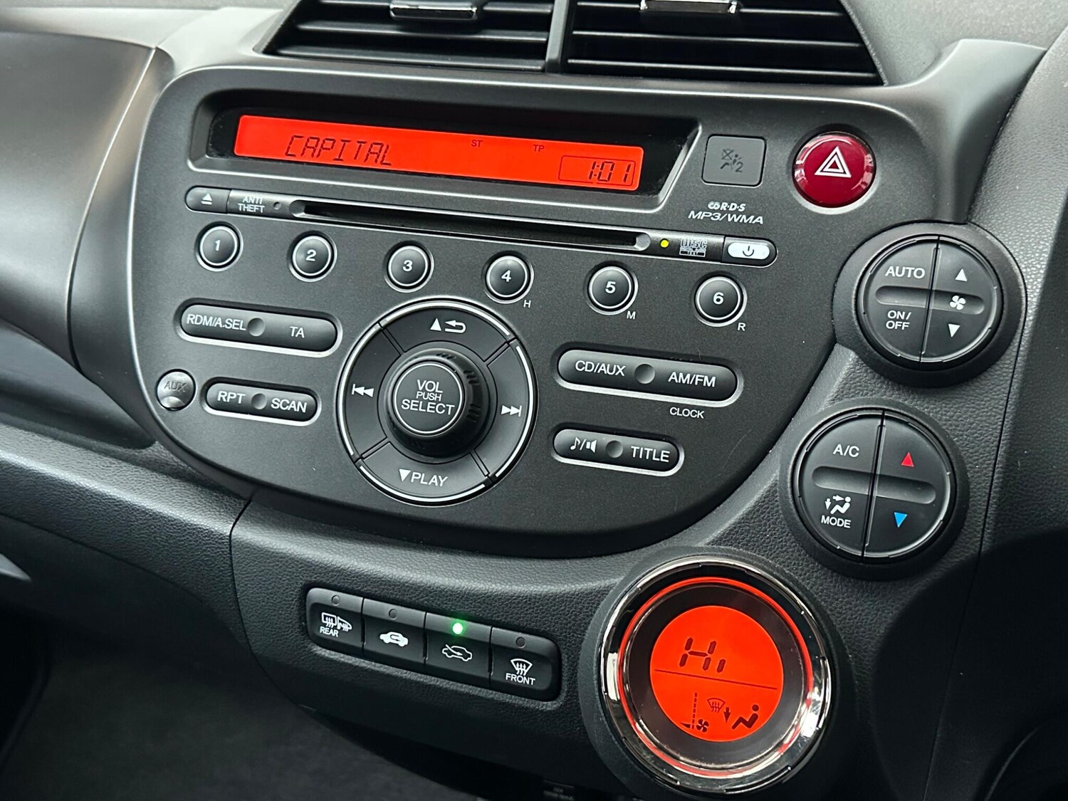 Used Honda Jazz 2012 for sale - 77810332: Photo 12