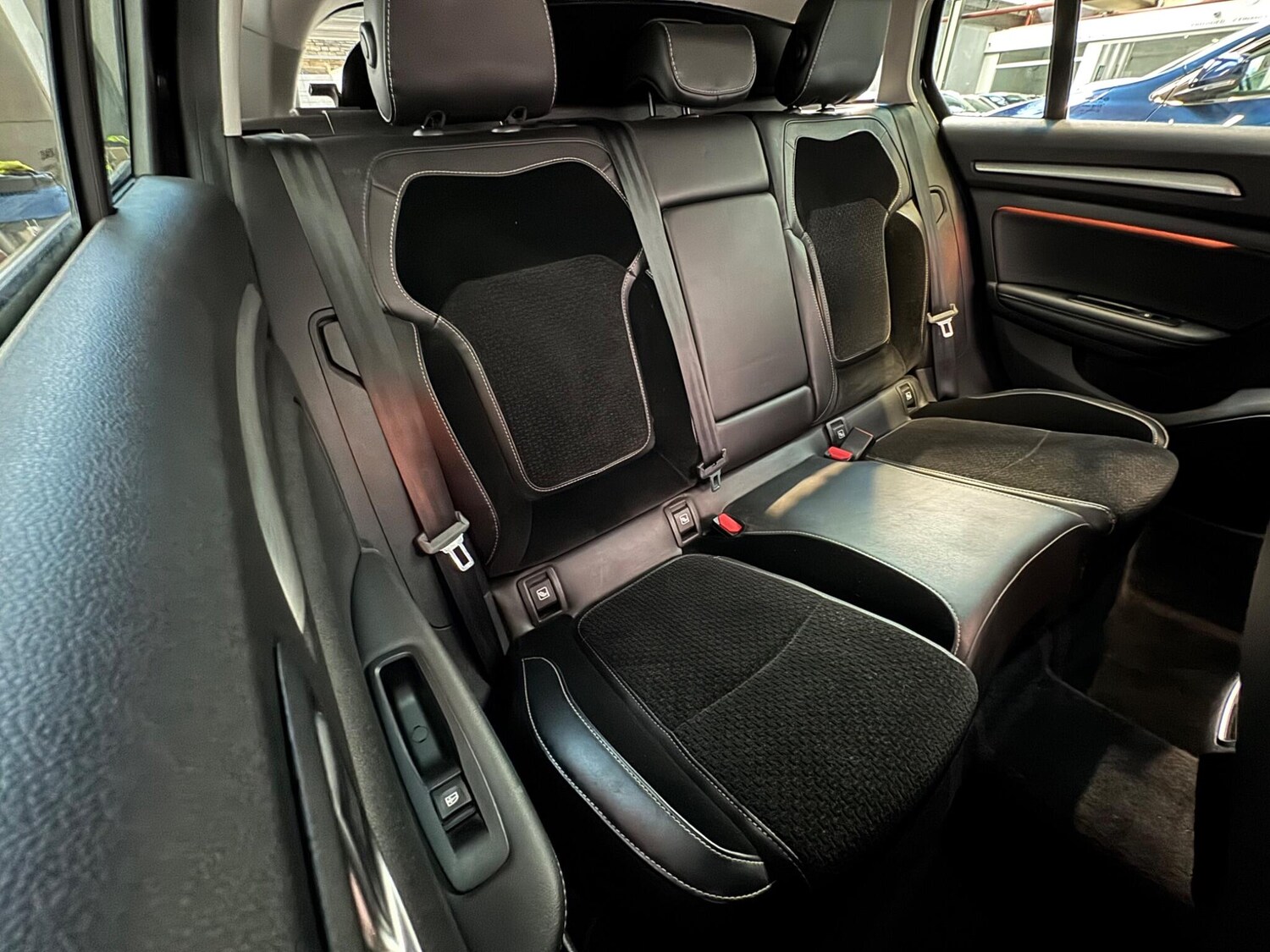 Used Renault Megane 2017 for sale - 77841720: Photo 12