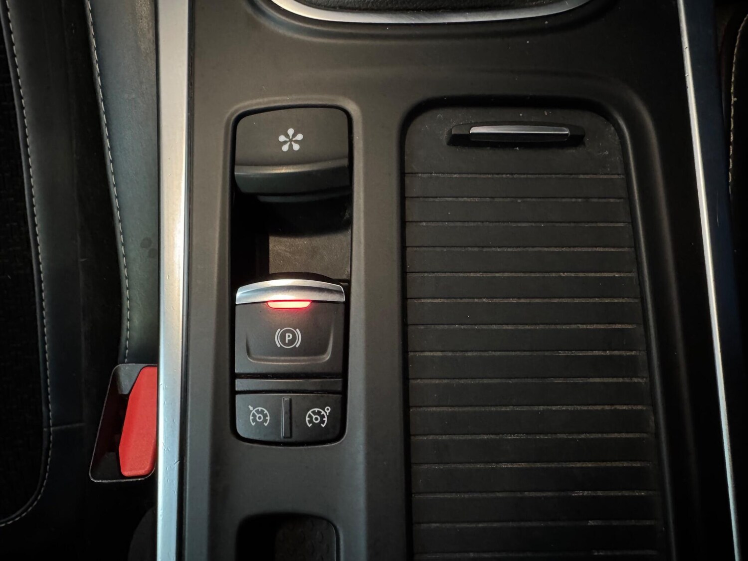 Used Renault Megane 2017 for sale - 77841720: Photo 21