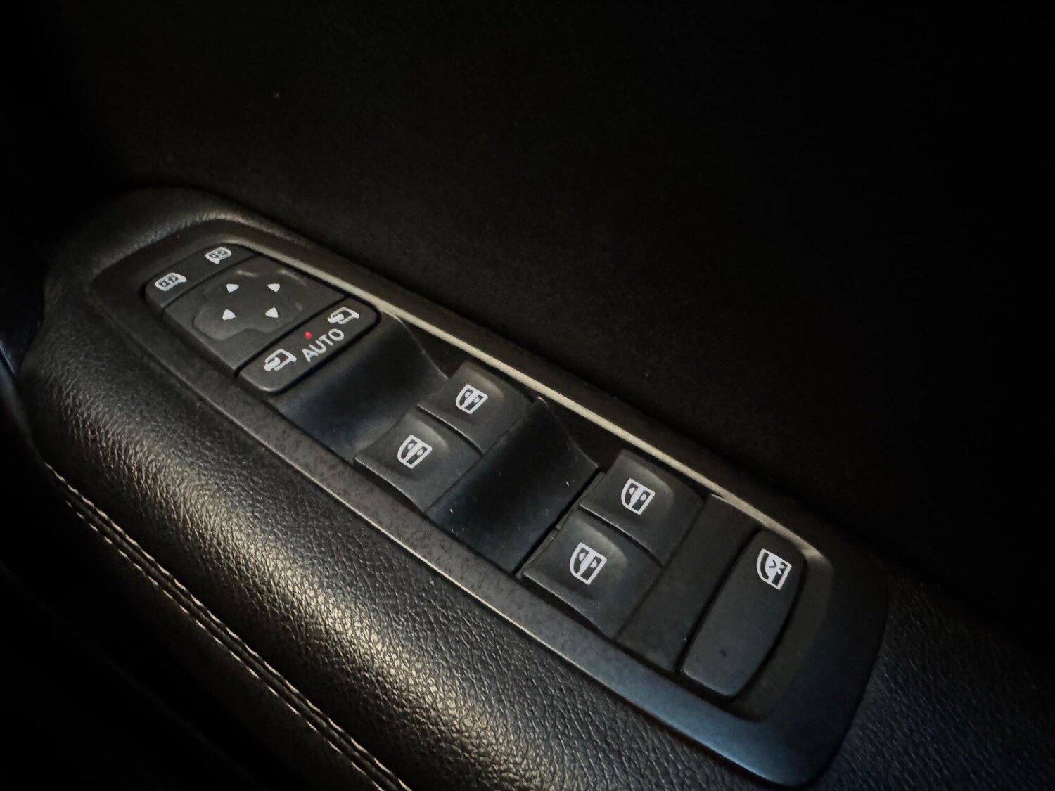 Used Renault Megane 2017 for sale - 77841720: Photo 28