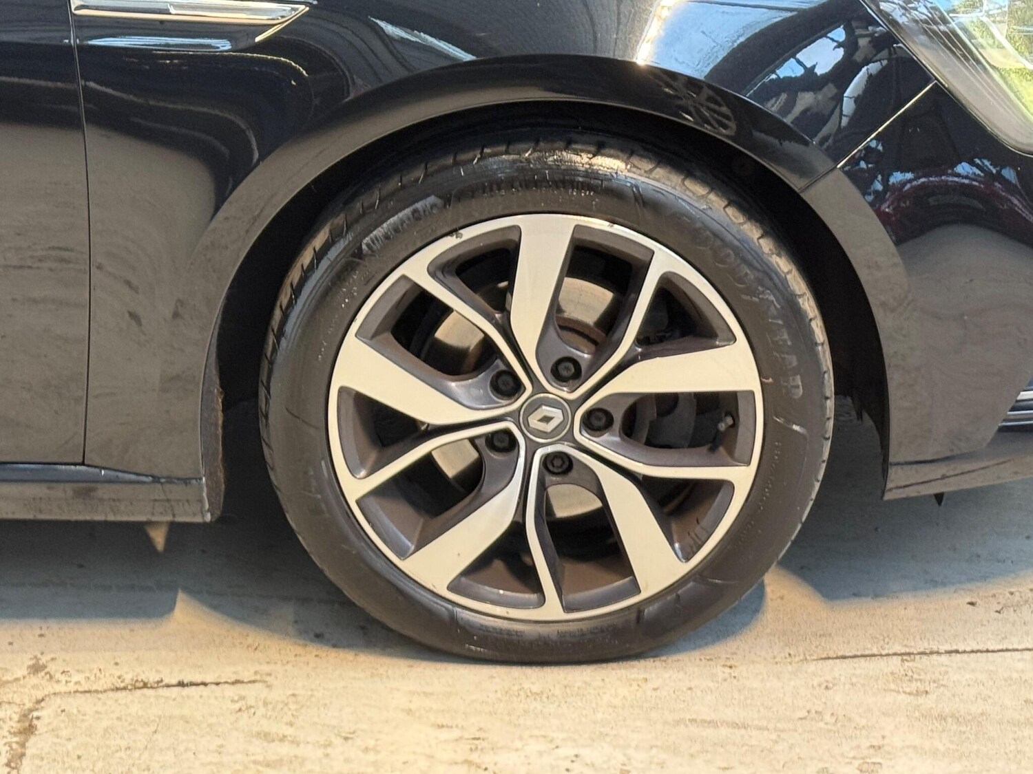 Used Renault Megane 2017 for sale - 77841720: Photo 34