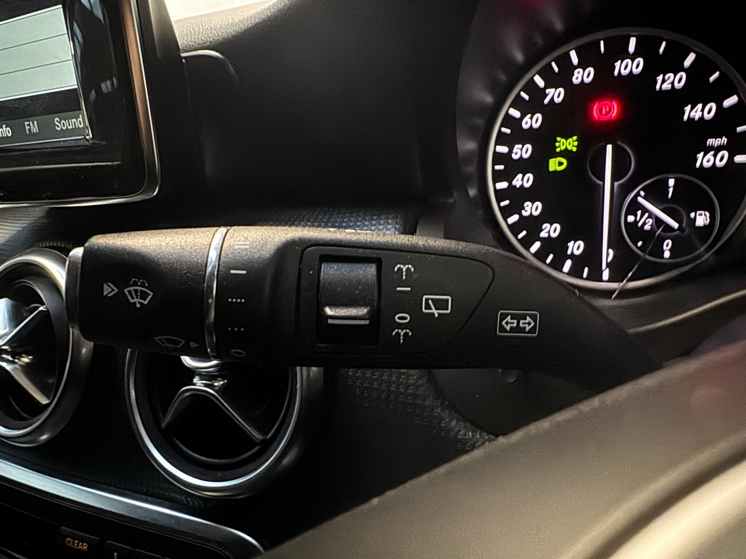 Used Mercedes-Benz A-Class 2014 for sale - 77471000: Photo 21