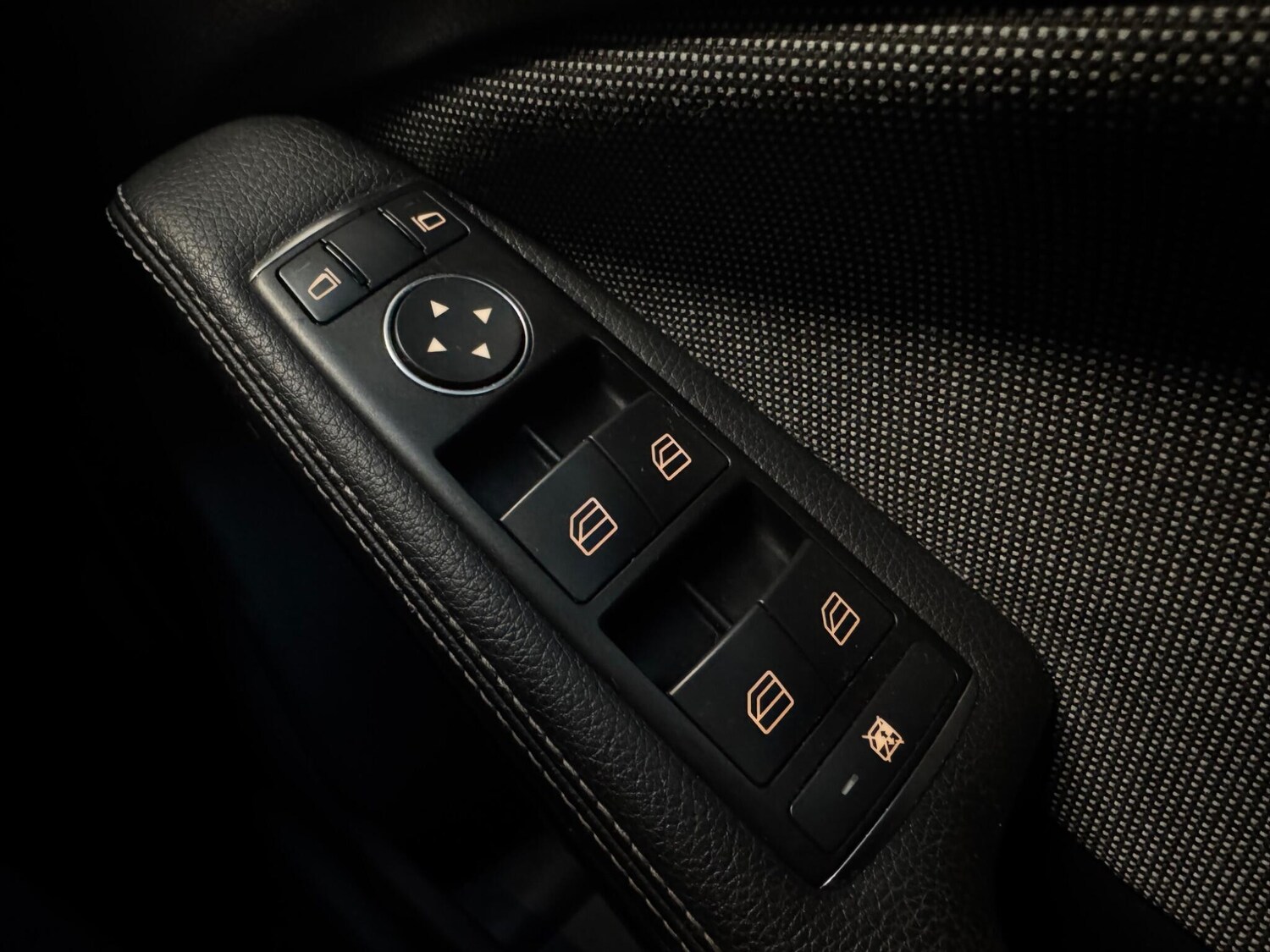 Used Mercedes-Benz A-Class 2014 for sale - 77471000: Photo 23