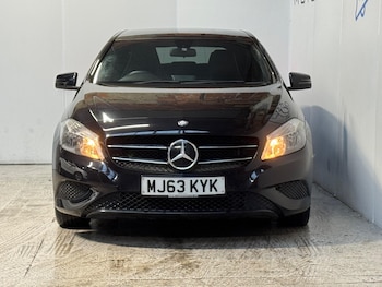 Used Mercedes-Benz A-Class 2014 for sale - 77471000: Photo