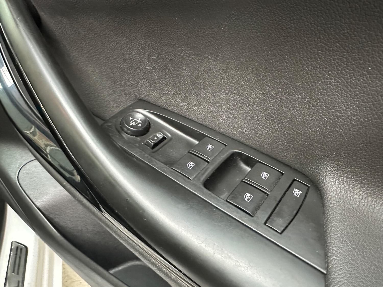 Used Vauxhall Astra 2017 for sale - 77983048: Photo 16