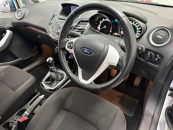 Used Ford Fiesta 2016 for sale - 78410359: Photo