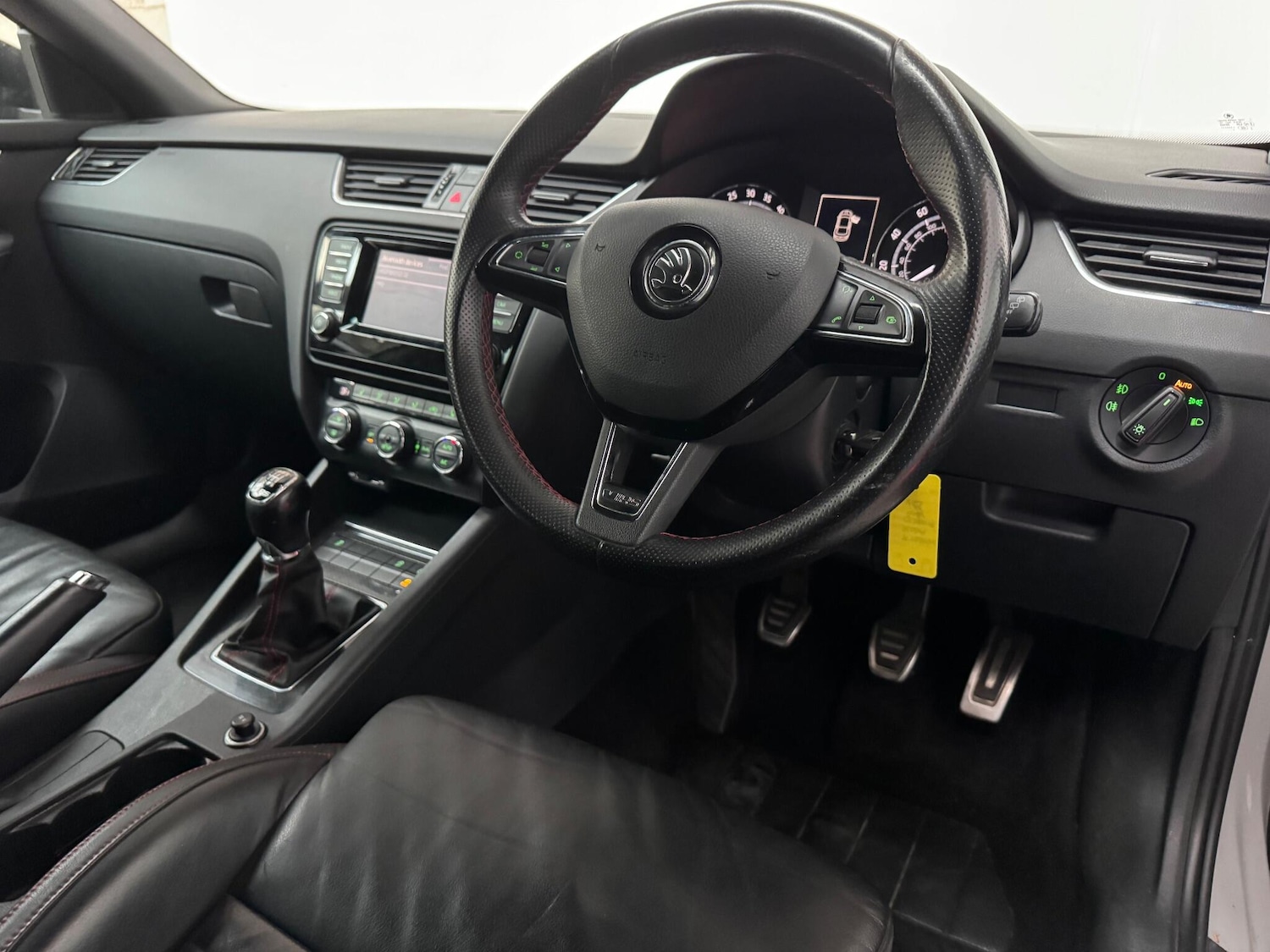 Used Skoda Octavia 2014 for sale - 76459261: Photo 4