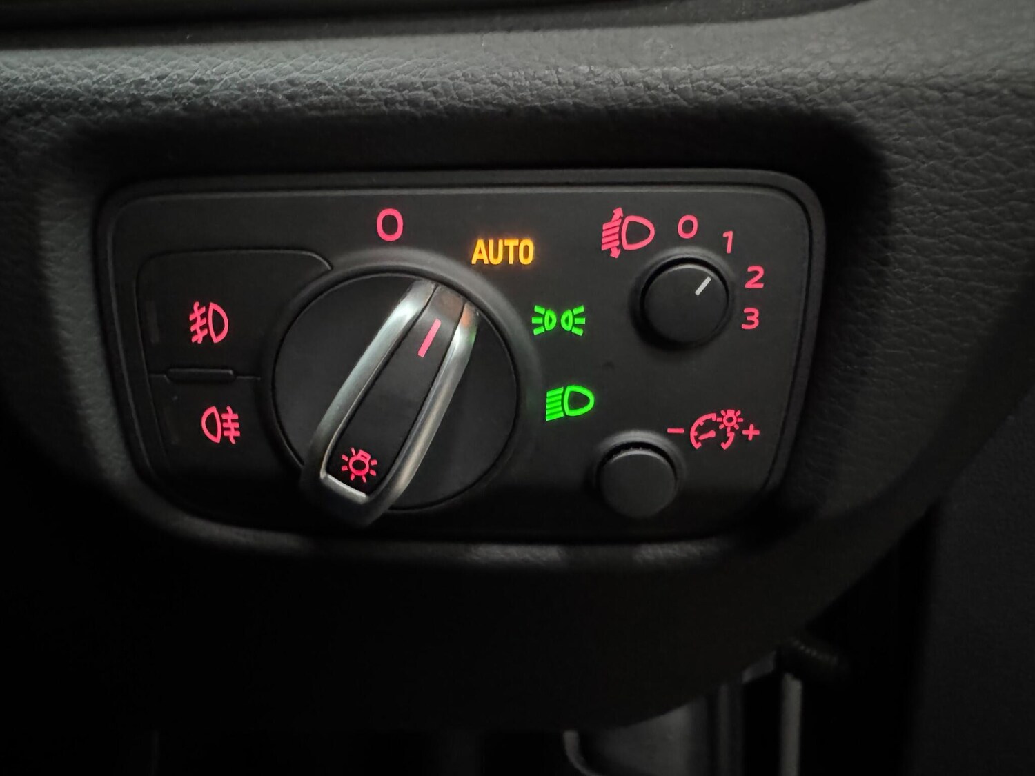 Used Audi A3 2013 for sale - 77539970: Photo 26