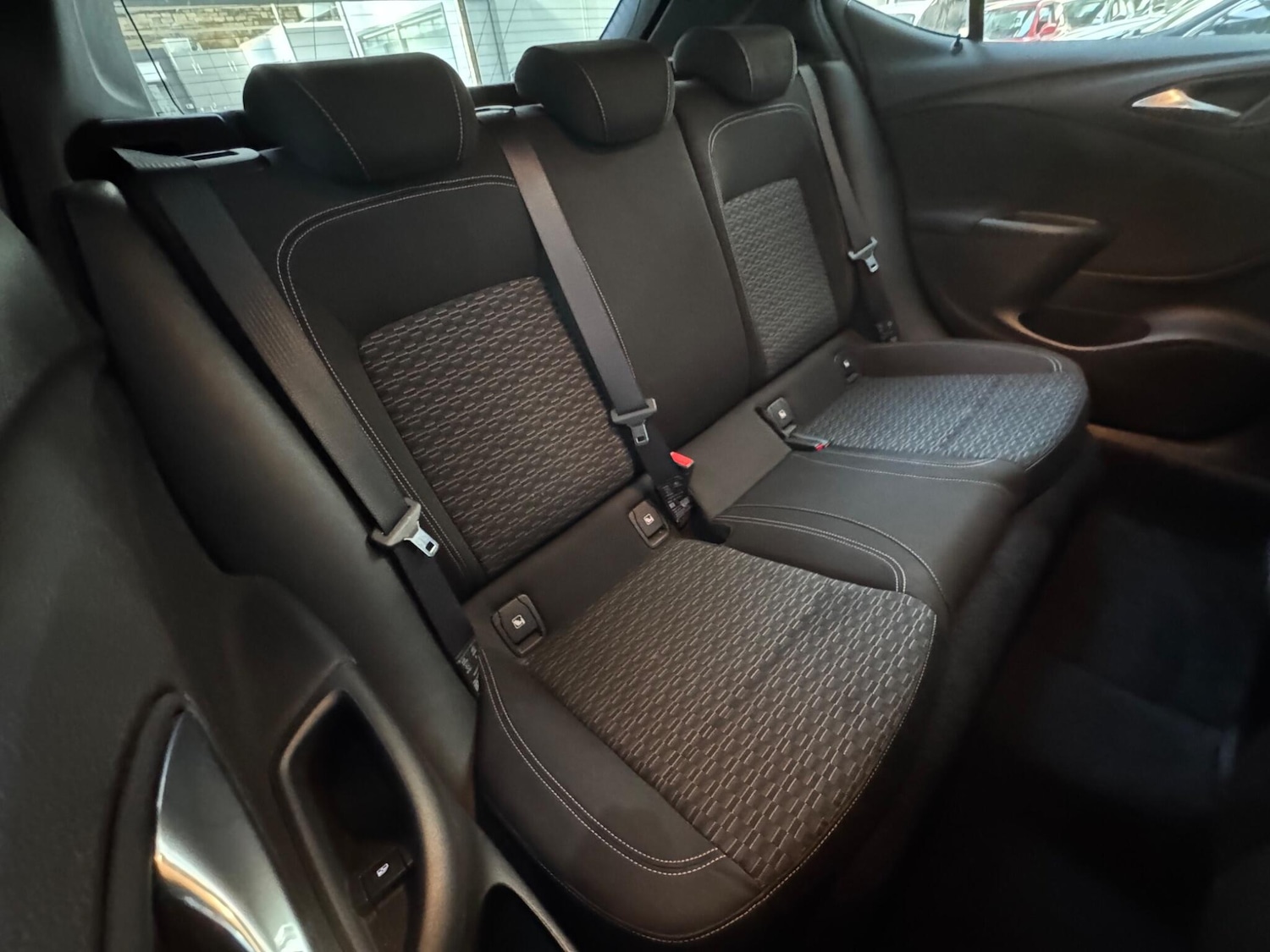 Used Vauxhall Astra 2019 for sale - 78150019: Photo 12