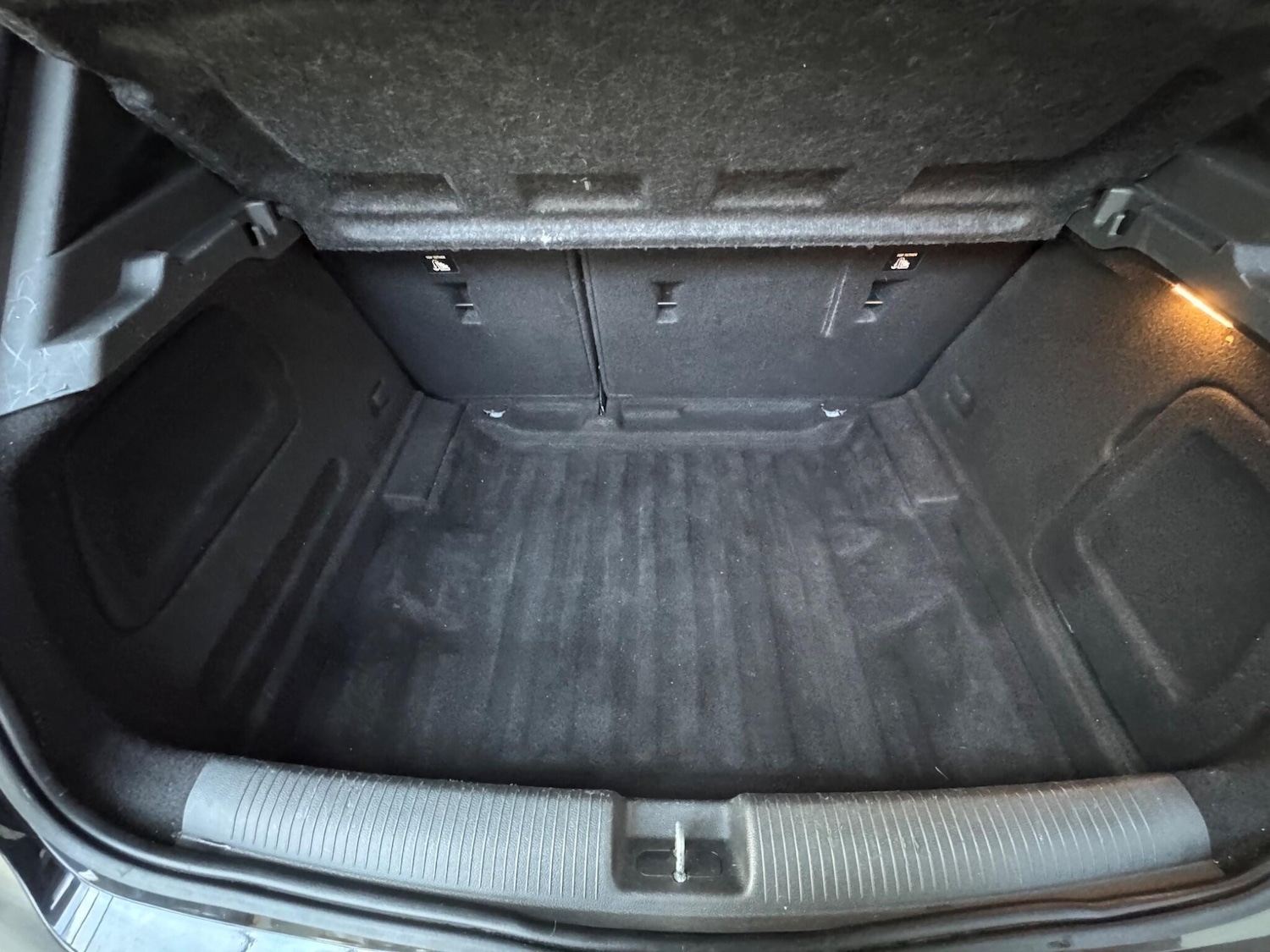 Used Vauxhall Astra 2019 for sale - 78150019: Photo 22