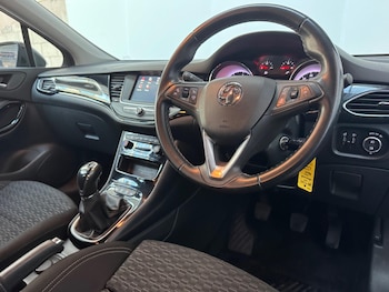 Used Vauxhall Astra 2019 for sale - 78150019: Photo