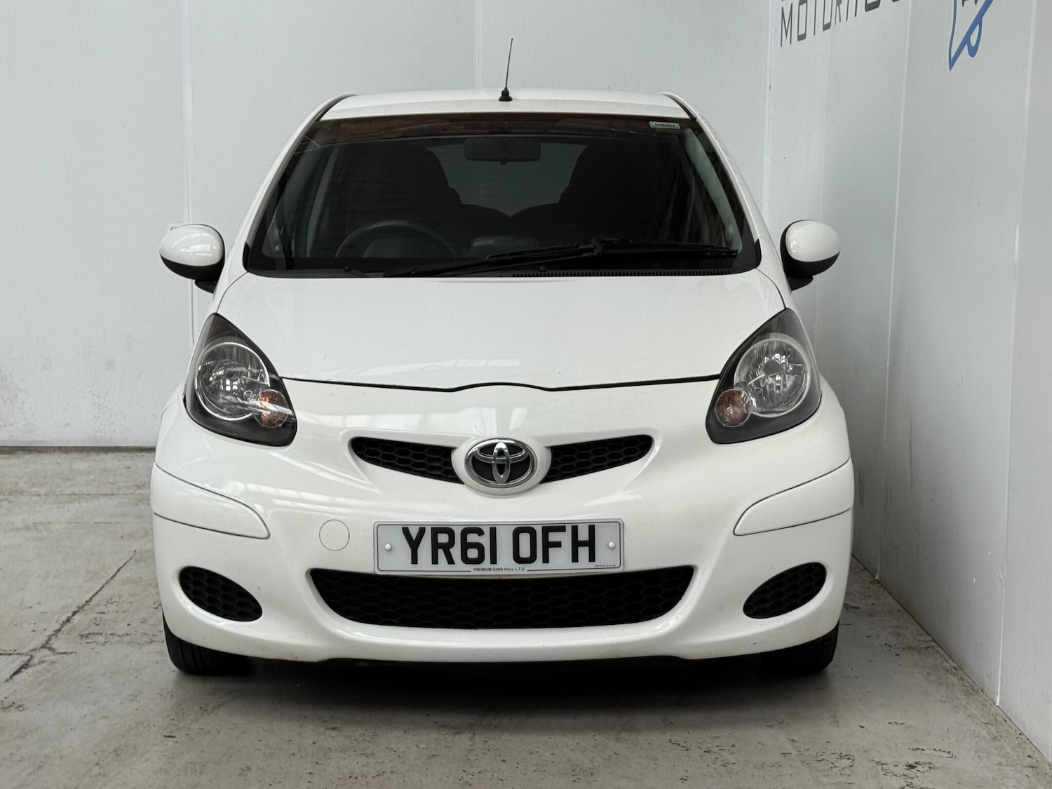 Used Toyota AYGO 2011 for sale - 78149997: Photo 2